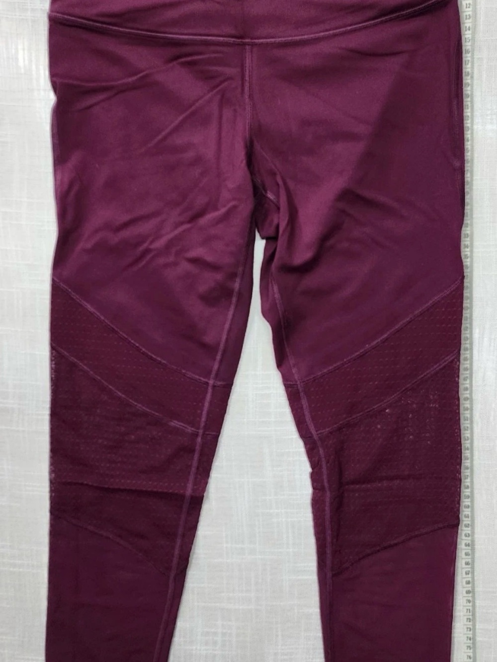 Victoria's Secret Plum Active Leggings